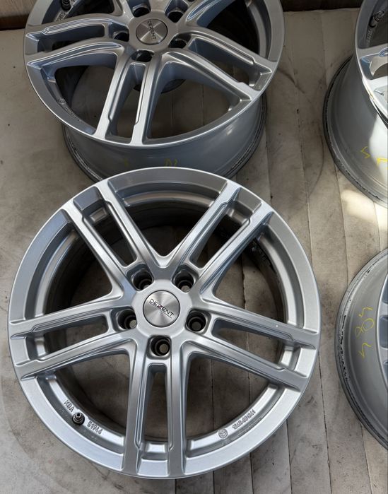 484 felgi aluminiowe Dezent ET 30 7,5jx17” 5x112 Audi BMW VW Skoda
