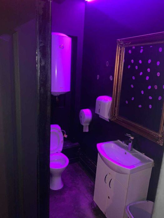 Готовое кафе с мебелью и оборудованием на пр.Науки под кафе, бар и т.д