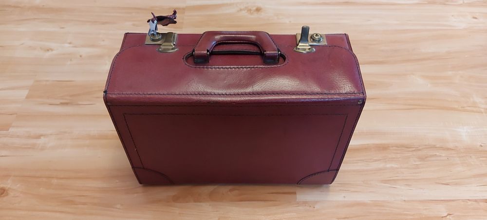 Walizka torba lekarska neseser skórzany skóra