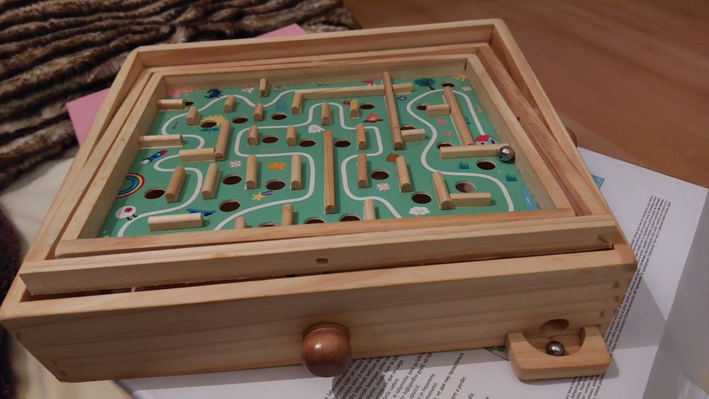 Jogo labirinto, com caixa esta como novo.