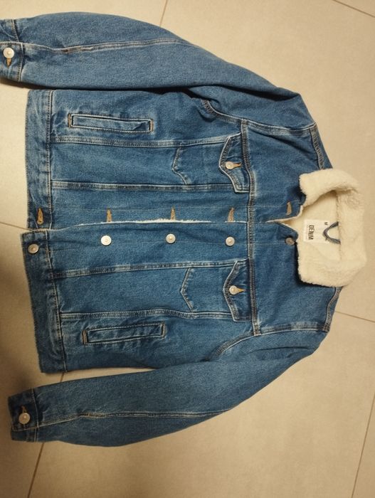 Тепла джинсова куртка