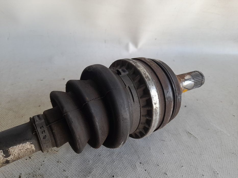 Transmissão frente esquerda OPEL Astra H Hatchback (L48)