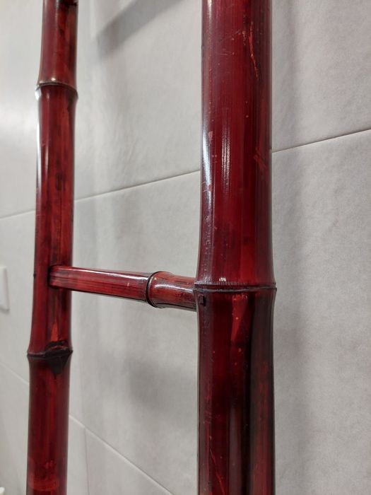 Escadote em madeira decoração