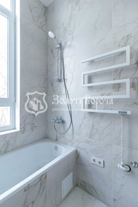 Квартира, 1к. Євроремонт. Дмитра Луценка, 2в, Голосієво