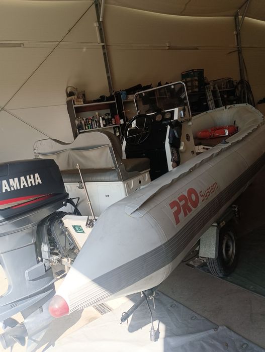 Ponton typu Rib  Zodiac 530 pro +silnik Yamaha 90 + przyczepa