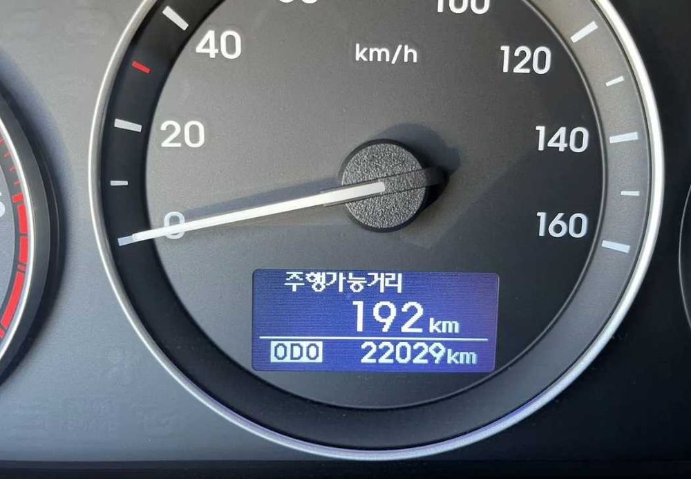 Hyundai Grand Starex  2020