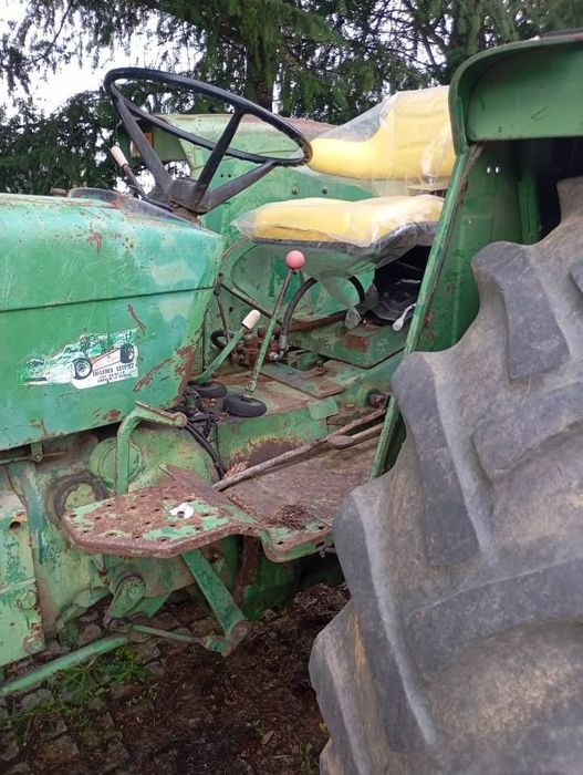 Trator jhon deere
