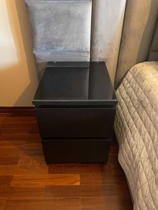 2x Mesas de cabeceira + Cómoda (Conjunto IKEA - MALM)
