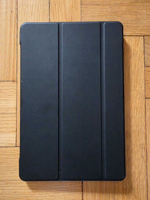 Samsung Galaxy Tab S9 FE 5G + Smart Book Cover