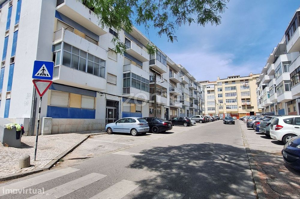 Apartamento T3 - Quinta do Rouxinol