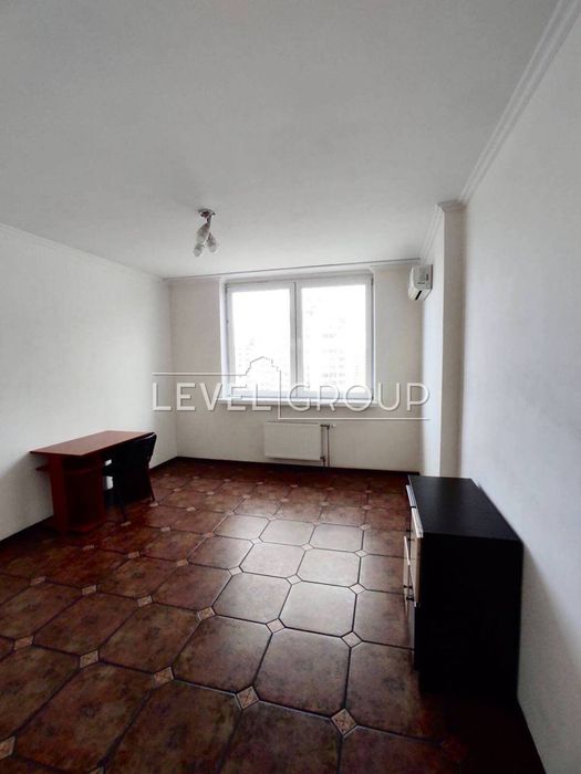 Пропонується в оренду за адресою вул. Єлизавети Чавдар, 11.