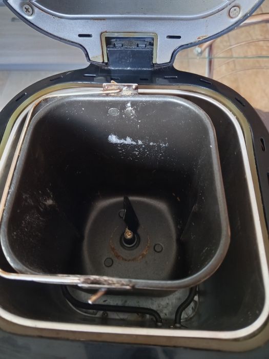 Хлібопічка Оріон,в гарному ,робочому стані. Випікає різний хліб,джеми,