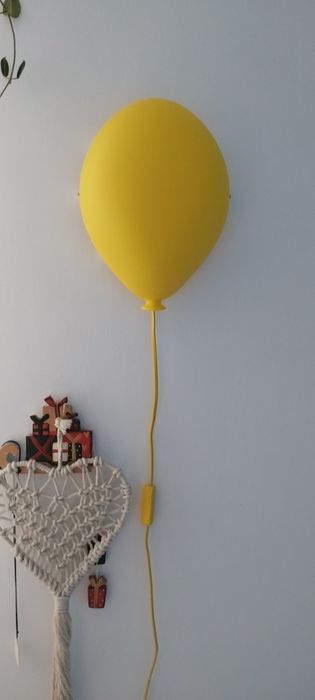 Lampa ścienna balon