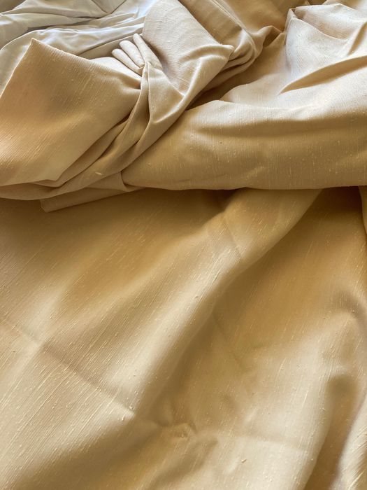 Cortinados forrados amarelos