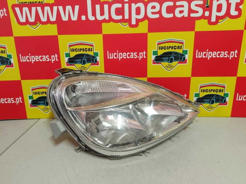 Ótica / farol direita MERCEDES-BENZ Classe A (W169), de 2004 a 2013 l 141653