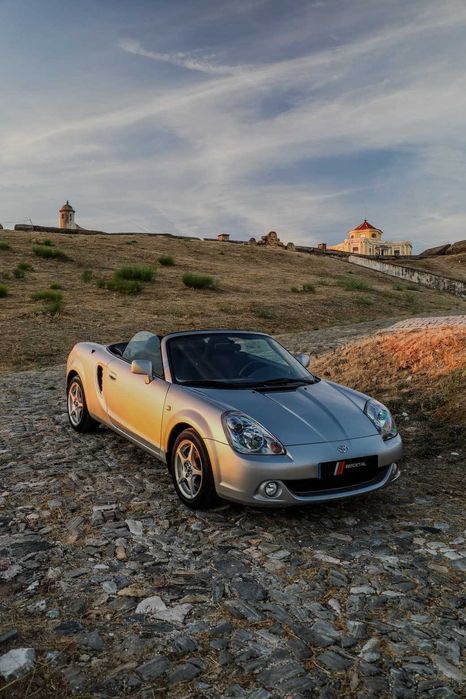 Toyota MR2 - 07/2025 49000Km