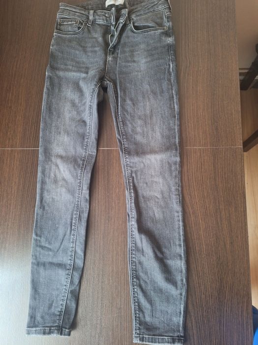 13 par spodni jeans