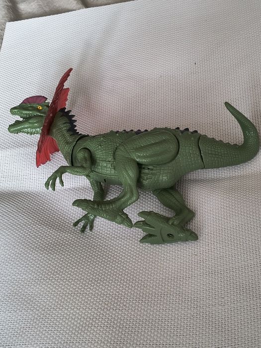 Dinozaur dilophosaurus Pepco