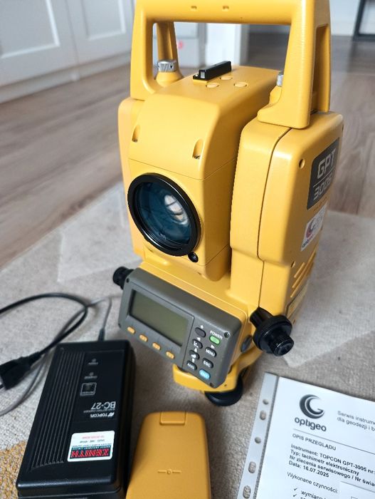 Tachimetr bezlustrowy elektroniczny TOPCON GPT-3005