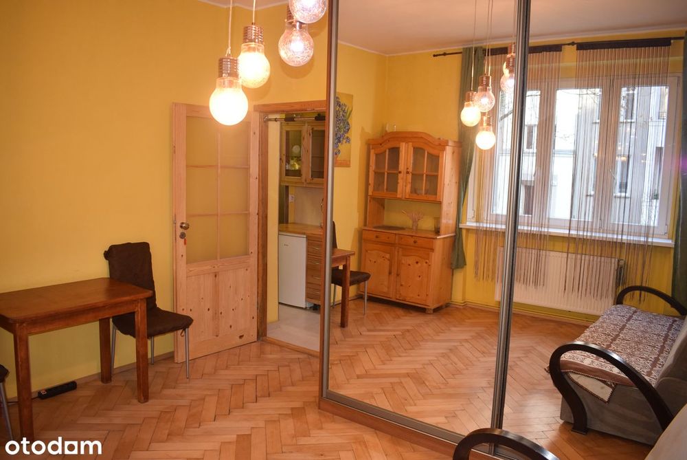 Ścisłe centrum, 2 pokoje, rozkładowe, blisko uczelni