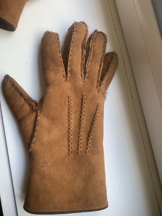 Luvas como novas em pele
