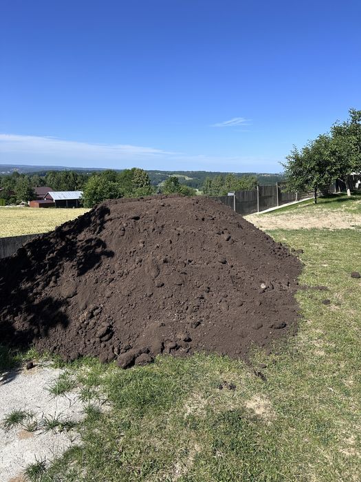 Ziemia na podwyżenie terenu/ogrodowa/czarnoziem/Humus/pod trawnik