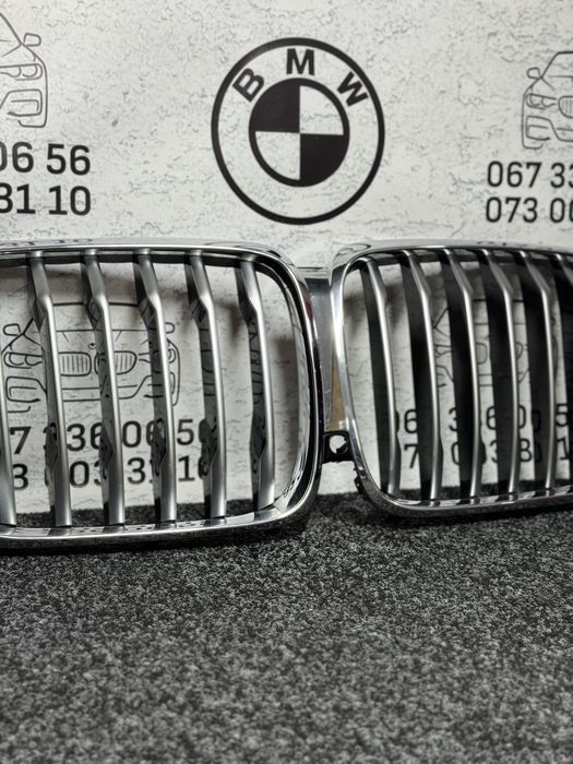 Верхня решітка радіатора / ноздрі BMW X5 G05 хром 51137454889