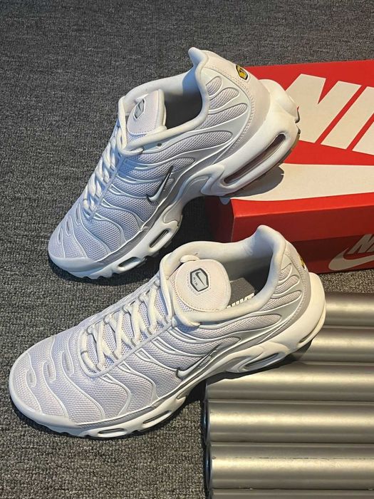 Air Max TN Plus White R.42