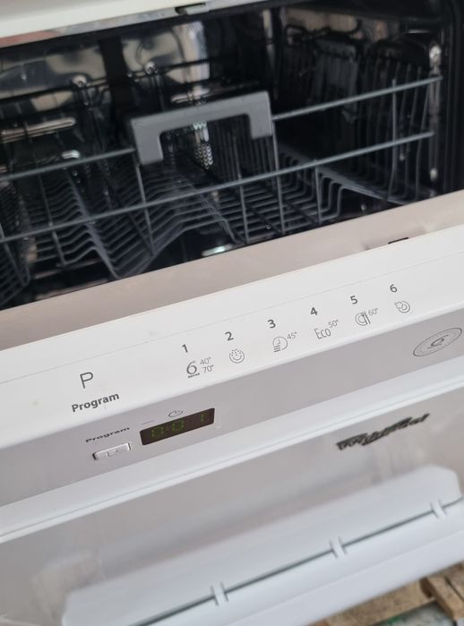 Máquina de Lavar Louça Whirlpool ADP 400 WH - Impecável
