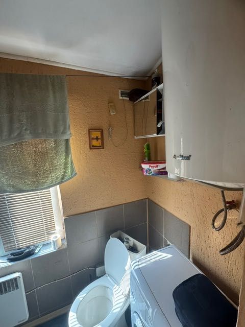 Продаж комерційного приміщення 373 м² + бункер 25 м² під СТО, автосервіс, виробництво або склад у Броварах.