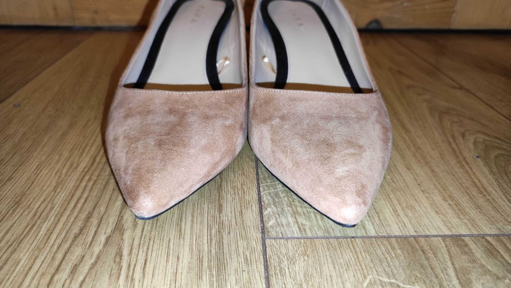 ZARA Pantofelki roz 39 niski obcas Raczej NOWE