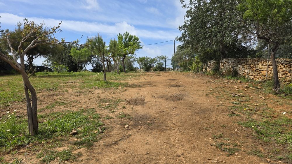 Terreno Rústico com Área Urbana – Estoi, Faro
Terreno rústico à venda