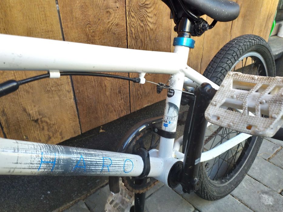 Haro Bikes 100.3 BMX