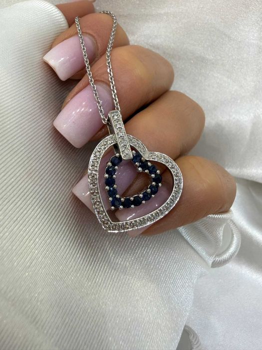 Wisiorek serce z diamentami