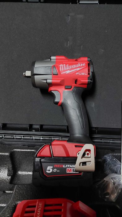 Klucz udarowy 1/2 Milwaukee M18 FMTIW2F12 zestaw