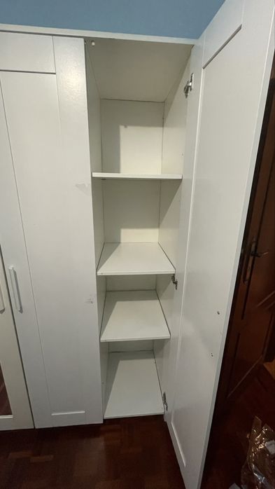 Guarda-Roupa IKEA