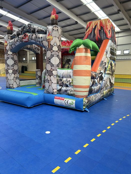 Insuflavel Park Jurassic