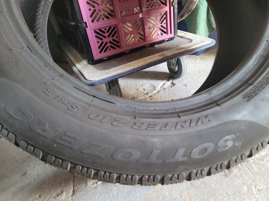 Pirelli Sottozero 225/60 r17 RunFlat x 4