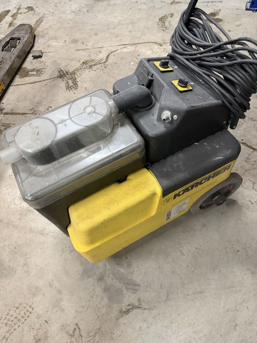 Karcher puzzi 200 миючий пилосос
