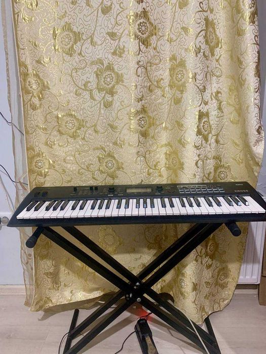 Продається клавіша korg kross 61 2