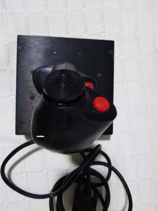 Joystick Thrustmaster Pro Flight Control System