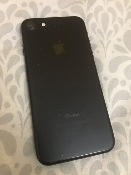 iPhone 7  32 гб айфон
