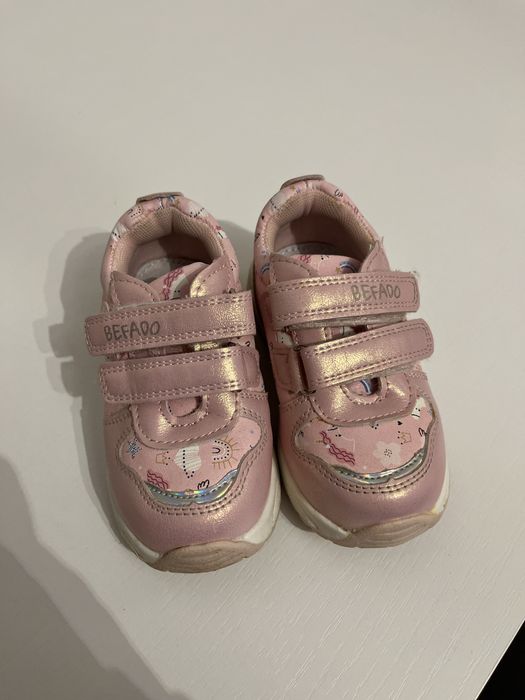 Adidasy, sneakersy befado  rozmiar 22 dla dziewczynki