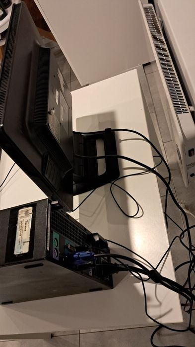 Retro Zestaw DELL do Gier Retro WinXP/2x3.0GHz/80GB/4GB/Monitor