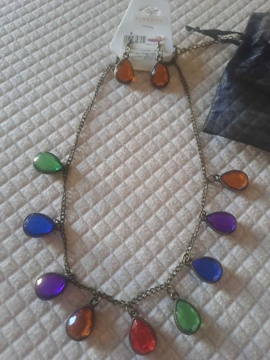 Conjunto de colar e brincos - pedras coloridas