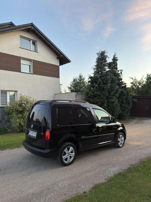Vw Caddy 1.6 tdi 102km  DSG 5 osobowy 2010r
