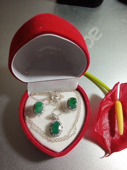 Conjunto de Joias em Prata 925 com Esmeraldas Certificadas