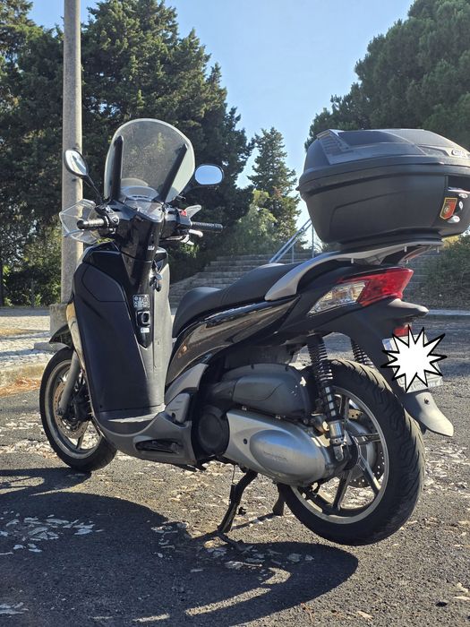 Honda SH300i possível troca por + cilindrada (reservada até sábado dia 5)