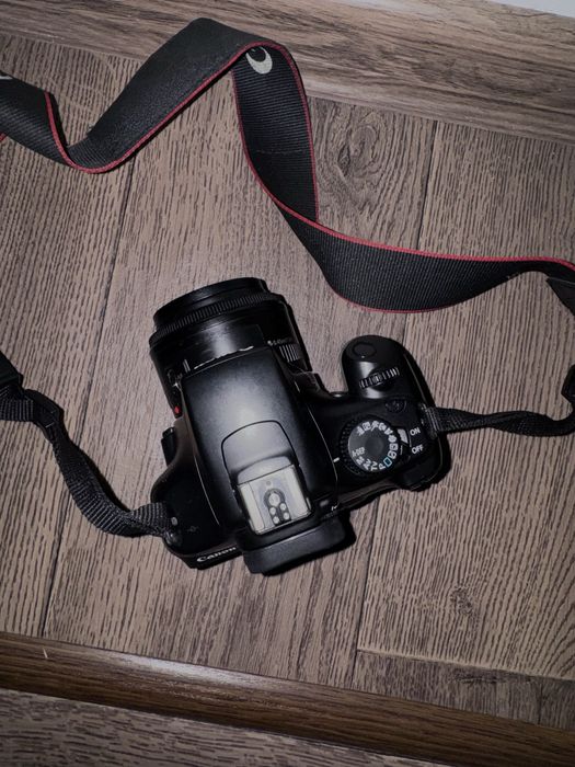 Canon EOS 1100D + 50mm 1.8 + сумка | Дзеркальний фотоапарат