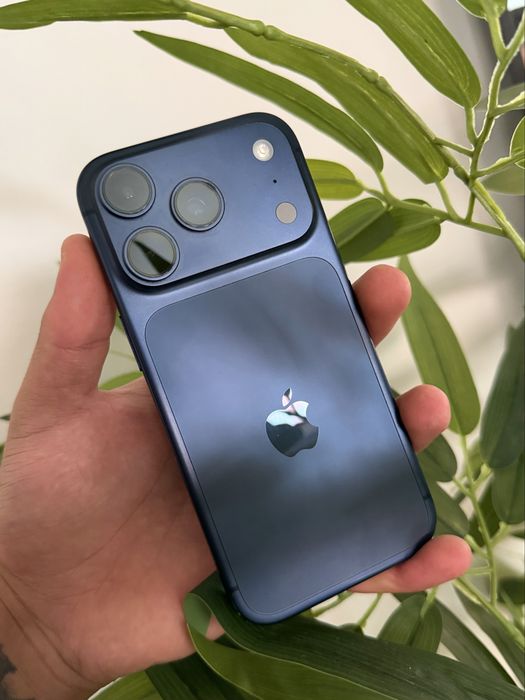 Iphone 17 Pro 256GB - Azul Escuro
